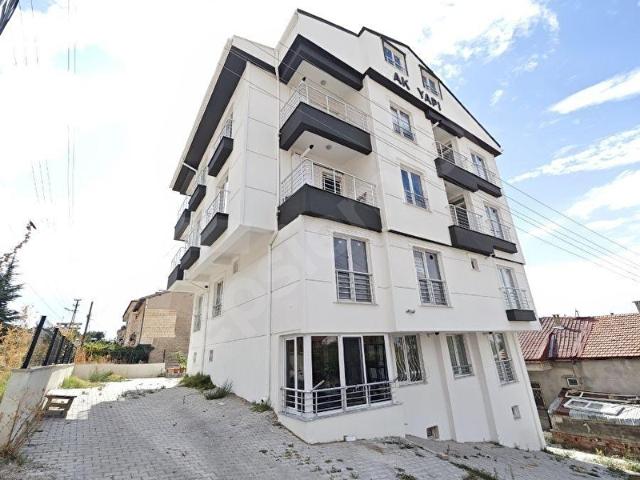 MODERN EMLAK FARKIYLA 350 EVLER DE 2+0 KİRALIK DAİRE
