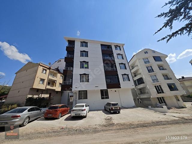 MODERN EMLAK FARKI İLE ALAN BAŞKANLIĞI ARKASINDA 1+1