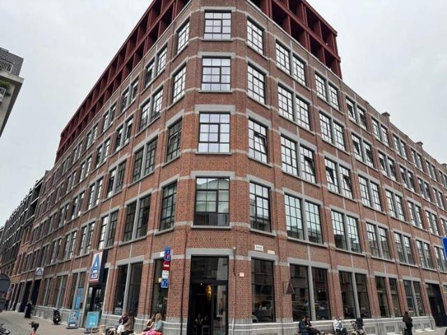 Modern en stijlvol loftapp. te Antwerpen