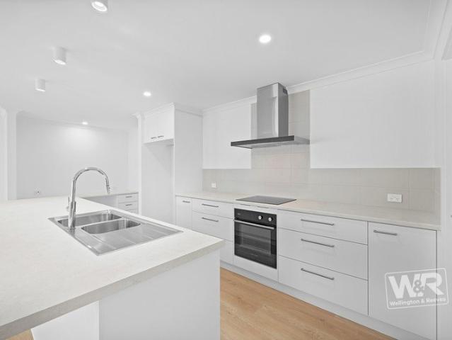 MODERN, ENERGY EFFICIENT & BRAND NEW