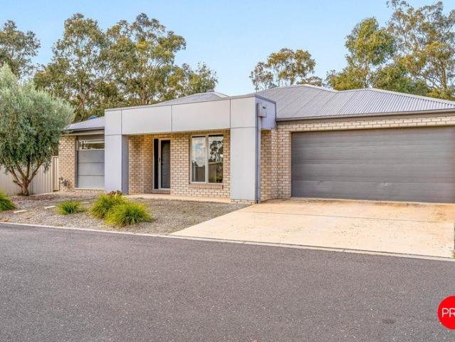 Modern Ease by the Racecourse
