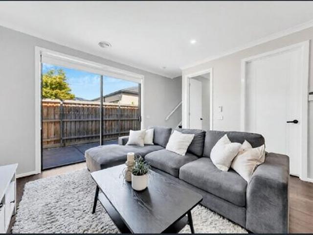 Modern Ease Meets Ultimate Convenience: 'Better Than New' Officer Living