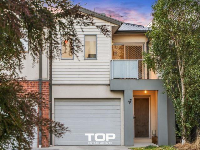 Modern East Facing Townhouse in a Prime Location