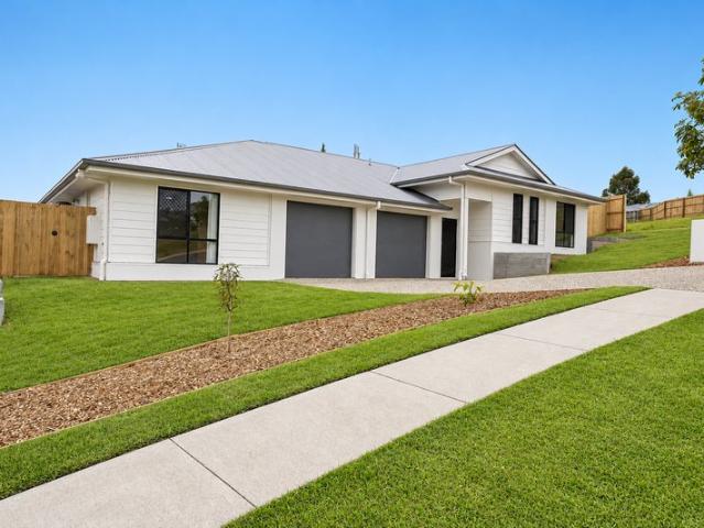 Modern, Easy Care Living in Wollongbar