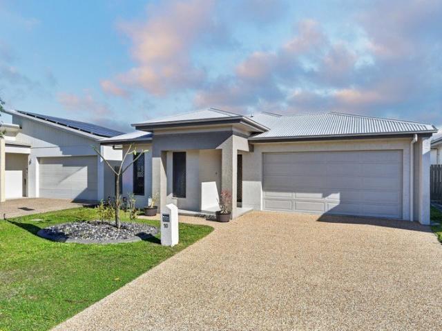 Modern + easy care = the ideal first move