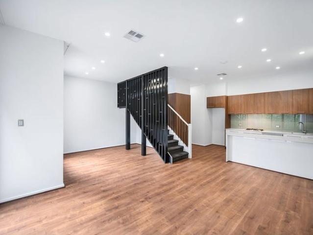 Modern Elegance and Convenience in a Prime Location
