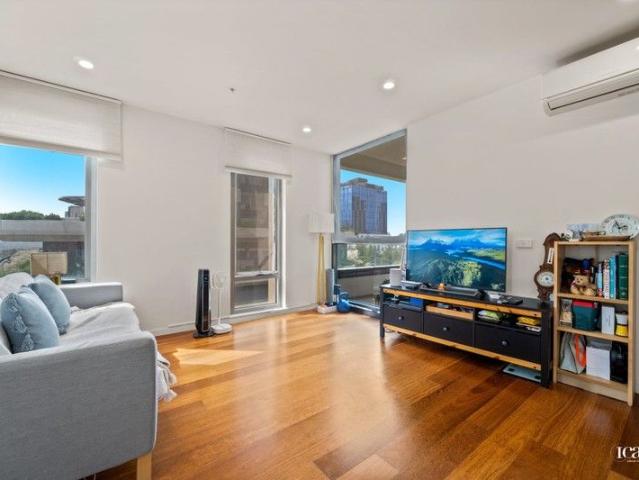 Modern Elegance and Lifestyle Convenience in Box Hill
