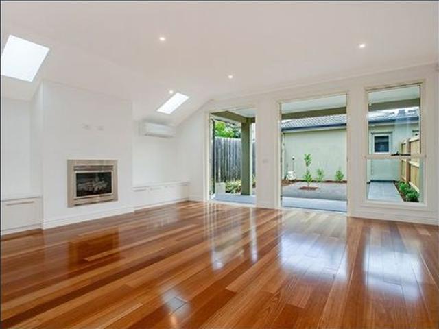 Modern Elegance in a Prime Aberfeldie Location
