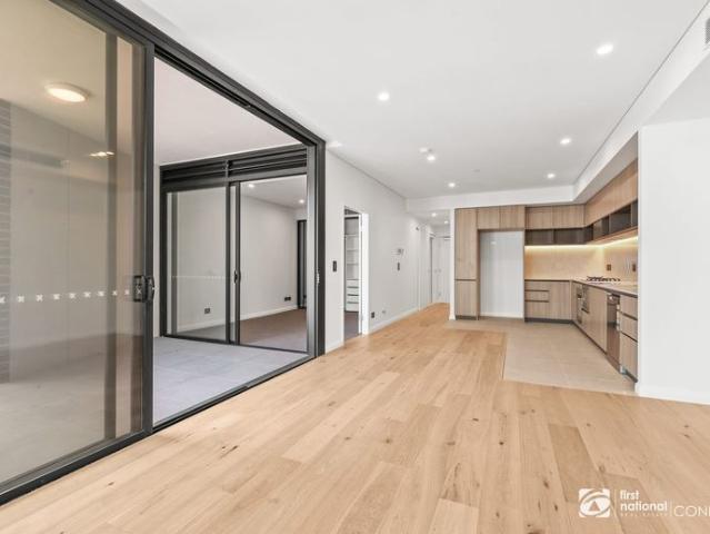 Modern Elegance in Luxury Unit Complex | 1 Bedroom SPECTACULAR VIEWS from rooftop communal area