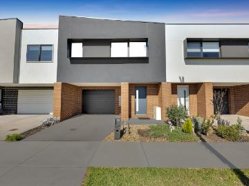 Modern Elegance In Prime Location