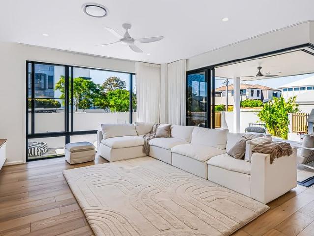 Modern Elegance Just Moments from the Broadwater