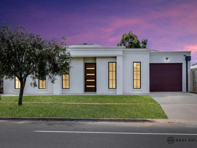 Modern Elegance French Provincial A Beautiful New Home in Leopold!