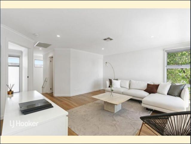 Modern Elegance Meets Ultimate City Fringe Convenience