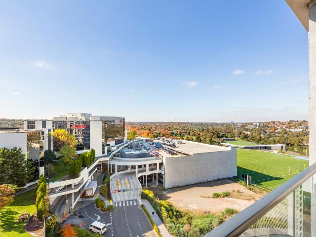 Modern Elegance & Ultimate Convenience in Tooronga Village