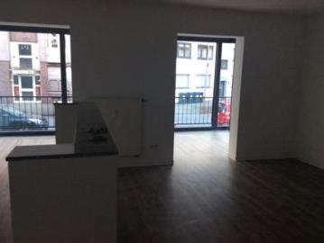 Modern & Extrovertiert 2 Zimmer Wohnung mit Wintergarten
