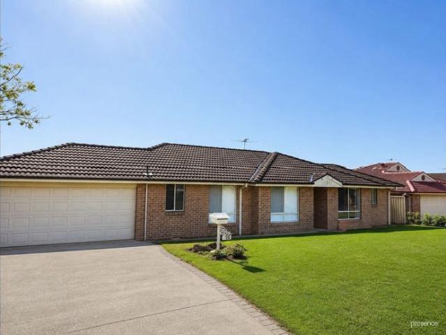 MODERN FOUR BEDROOM FAMILY HOME IN POPULAR RUTHERFORD