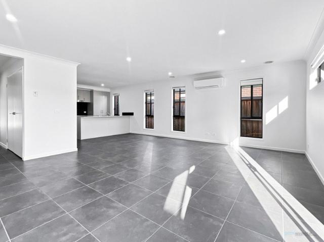 Modern Four Bedroom Family Home in Prime Wyndham Vale