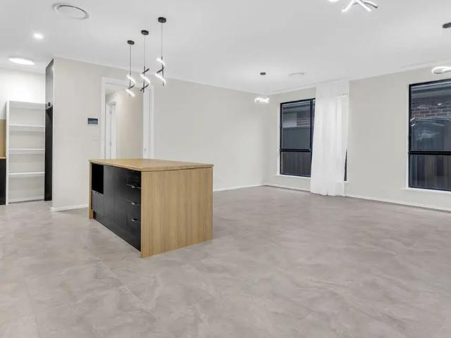 Modern Four Bedroom Family Home with Premium Features