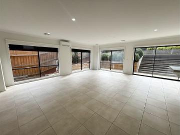 Fyansford, Greater Geelong, Victoria - Garden