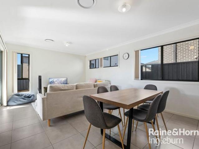 MODERN FOUR BEDROOM HOME IN DENHAM COURT FOR LEASE!