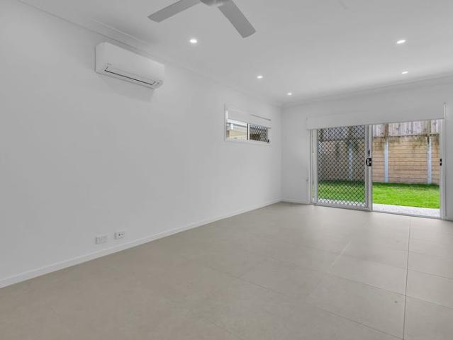 Modern Four Bedroom Home in Flagstone!