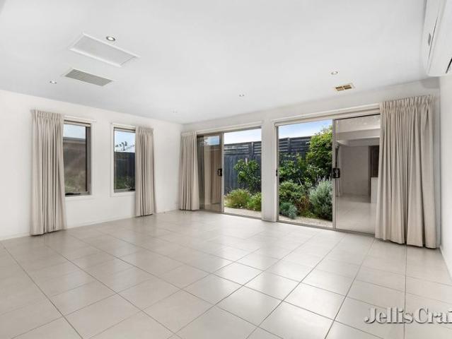 Modern Four Bedroom Home in Ideal Location