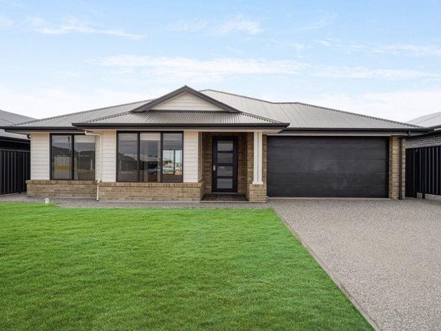Modern Four Bedroom Home in Peaceful Roseworthy