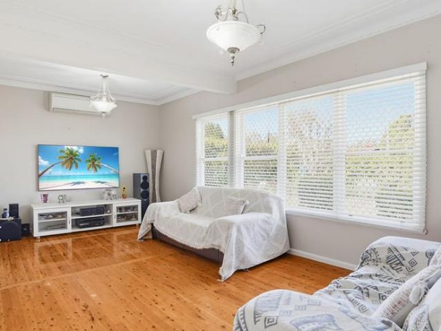 Modern Four Bedroom Home In prime Location!