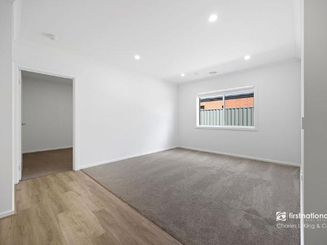 Modern Four Bedroom Home in Yallarah Estate