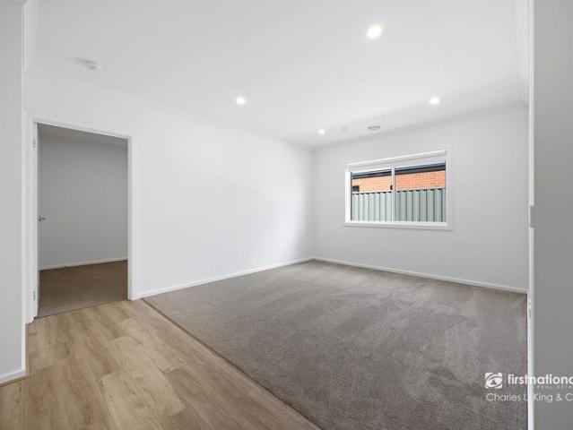 Modern Four Bedroom Home in Yallarah Estate