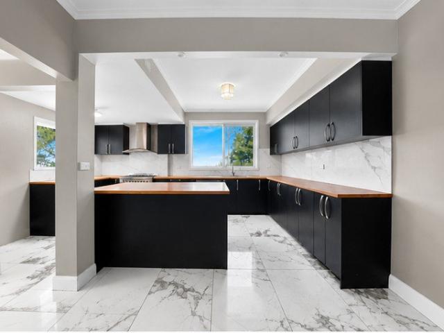 Modern Four Bedroom Home on 2.17 Hectares