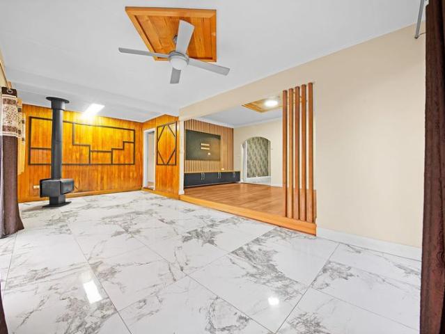 Modern Four Bedroom Home on 2.17 Hectares