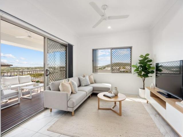 Modern Four Bedroom Home with Elevated Views and Multiple Living Areas