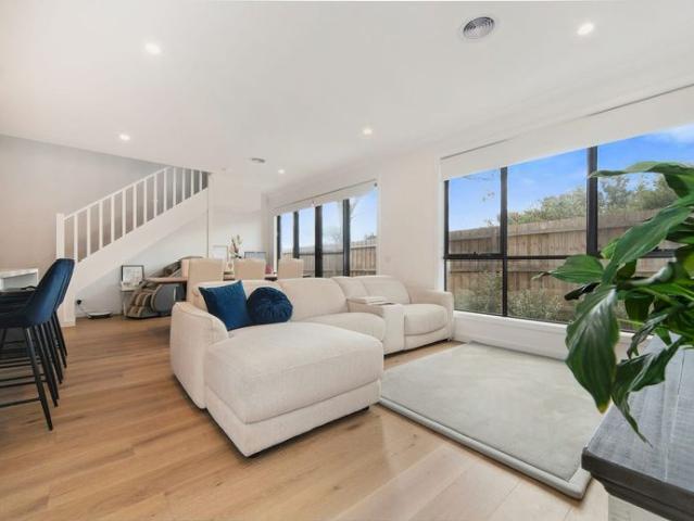 Modern Four Bedroom Home with Exceptional Inclusions