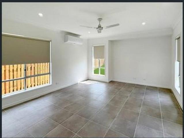 MODERN FOUR BEDROOM HOME WITH SOLAR