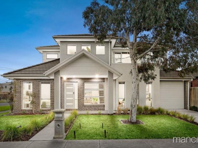 Modern Four Bedroom Living in a Walk to Everything Location