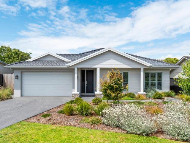 Modern Family Masterpiece Furnished 12 Month Lease