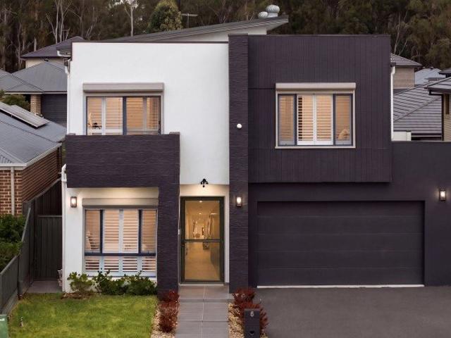 Modern Family Oasis with Home Cinema and Expansive Alfresco Living