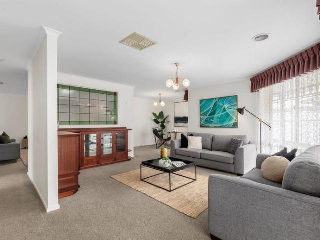 Modern Family Abode in popular Leopold