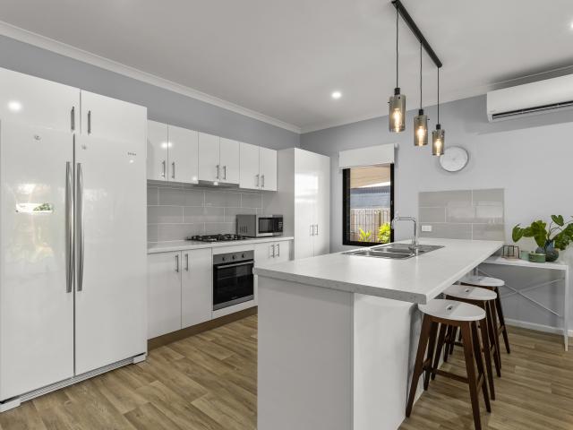 Modern Family Comforts in Prime Djugun Location