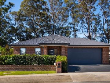 Modern family haven with outdoor bliss in lovely Woodman Drive precinct