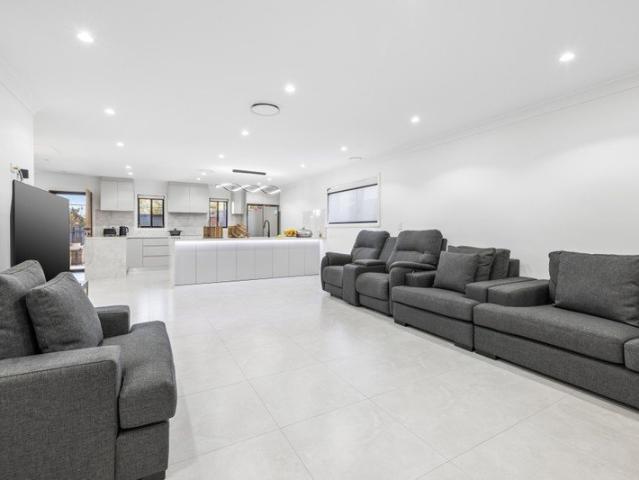 Modern Family Haven with Urban Skyline Views