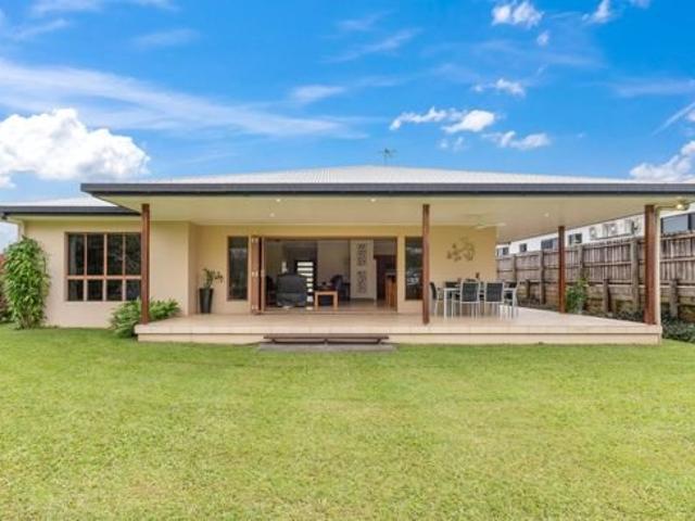MODERN FAMILY HOME