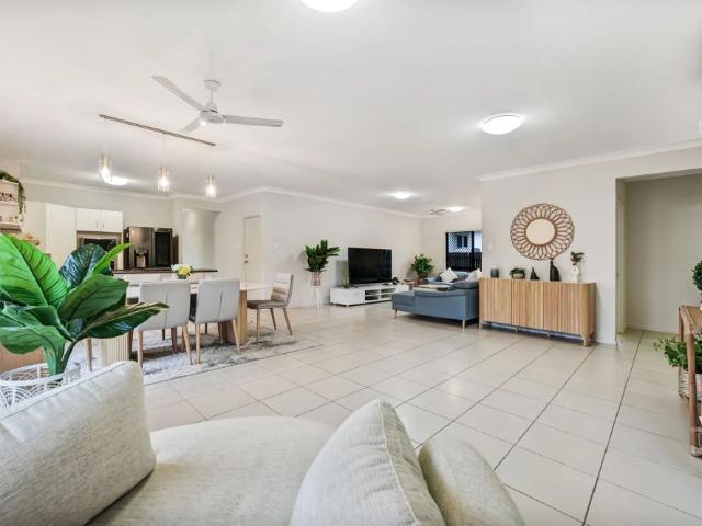 MODERN FAMILY HOME