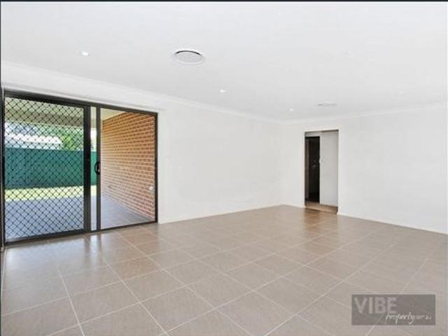 'MODERN FAMILY HOME'