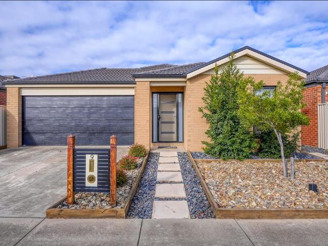 Modern Family Home Close to Riverside Plaza! Shepparton Real Estate