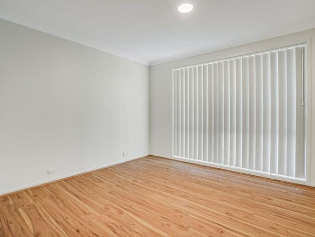 MODERN FAMILY HOME AT A CONVENIENT LOCATION!
