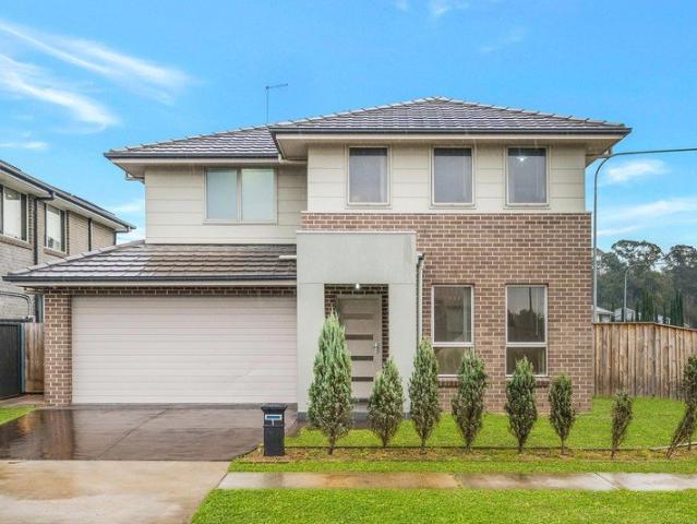 Modern Family Home Available Now Inc Water Usage!