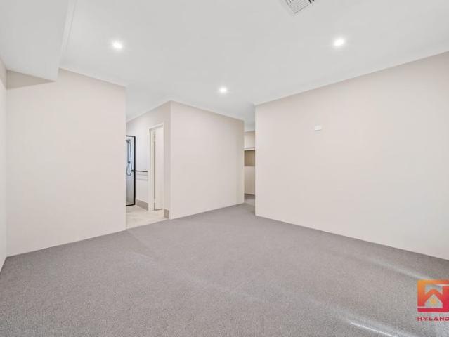 Modern Family Home for Lease – 12 Goodenia Way, Piara Waters