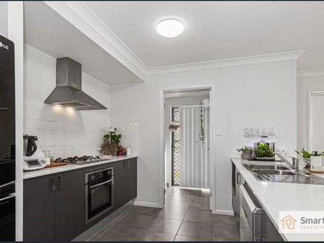 Modern Family Home in Cosgrove